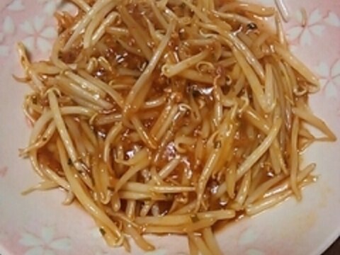 麻婆豆腐の素で!!麻婆もやし♪